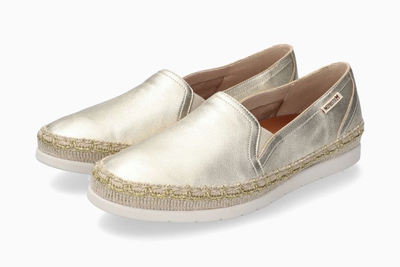 valina mephisto golden moccasins 5142597